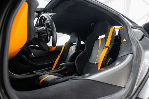 McLaren 570S