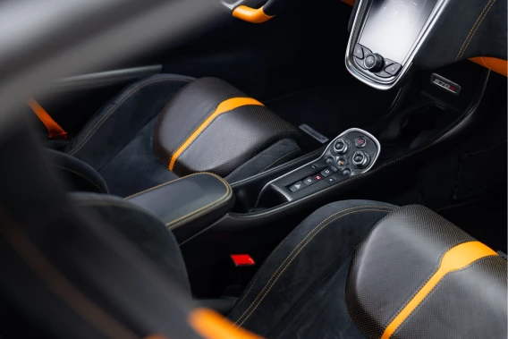 McLaren 570S