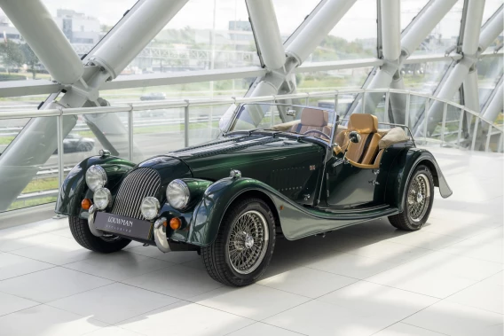 Morgan Plus 8