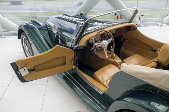 Morgan Plus 8