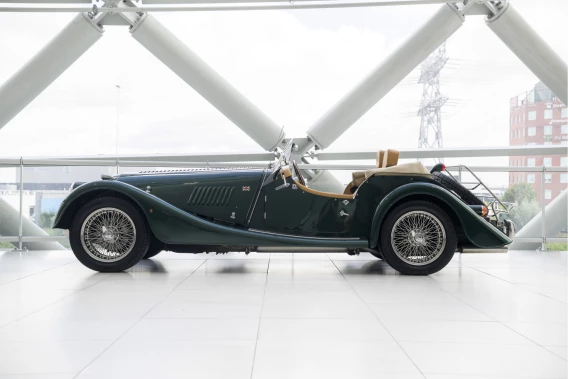 Morgan Plus 8