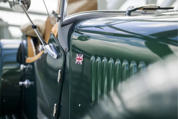 Morgan Plus 8