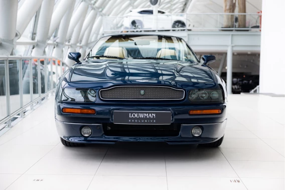 Aston Martin V8 Volante