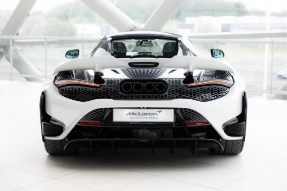 McLaren 765LT