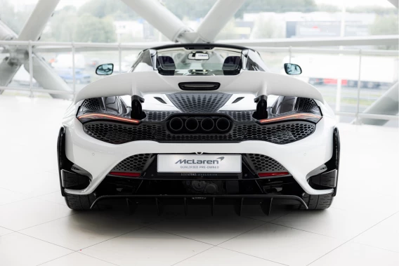 McLaren 765LT