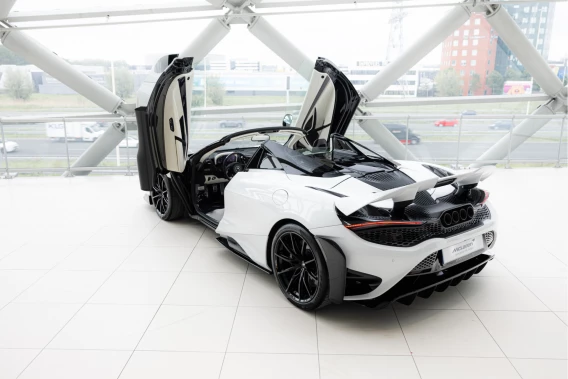 McLaren 765LT