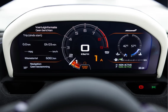 McLaren 765LT