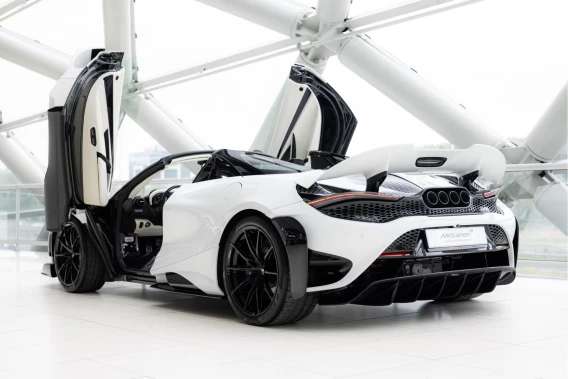 McLaren 765LT