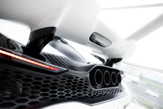 McLaren 765LT