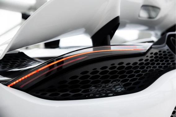 McLaren 765LT
