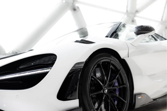 McLaren 765LT
