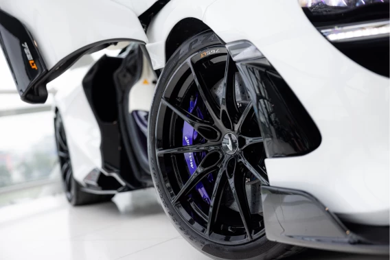 McLaren 765LT