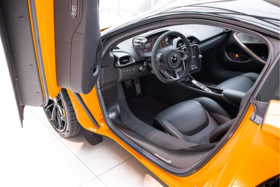 McLaren Artura