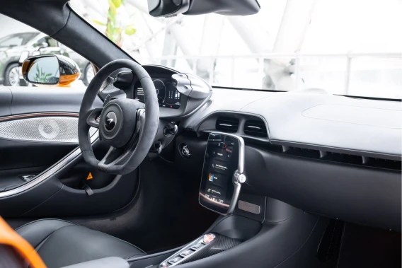McLaren Artura