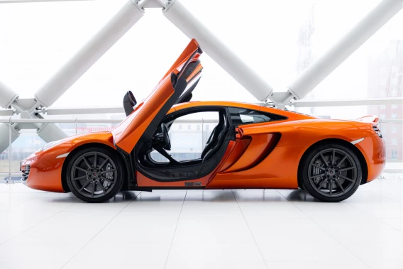 McLaren MP4-12C
