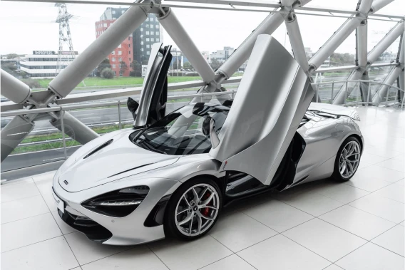 McLaren 720S Spider