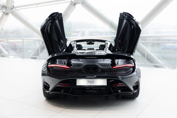 McLaren 750S Spider