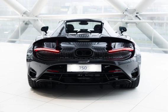 McLaren 750S Spider