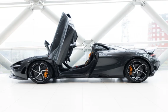 McLaren 750S Spider