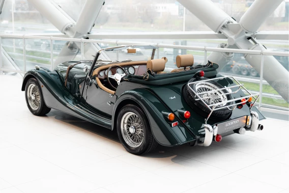 Morgan Plus 4